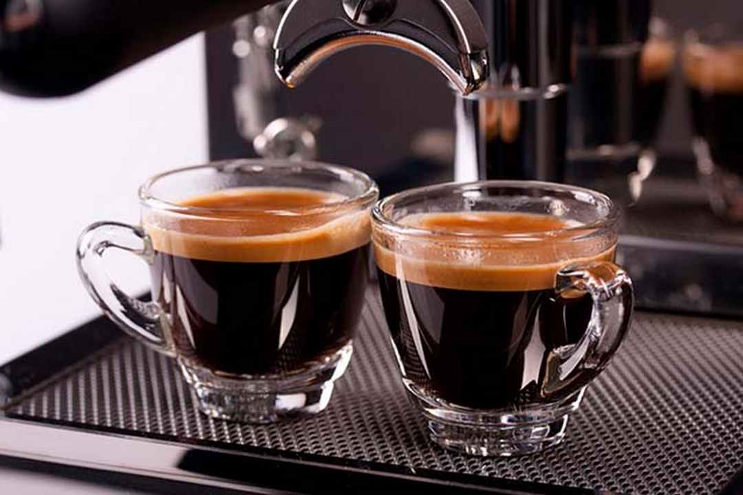 Espresso là thức uống pha thật nhanh và uống thật nhanh 
