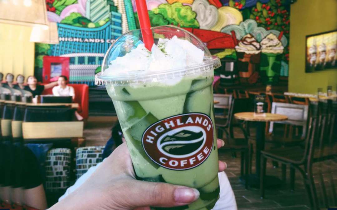 Freeze hương vị trà xanh thơm của hệ thống Highlands Coffee